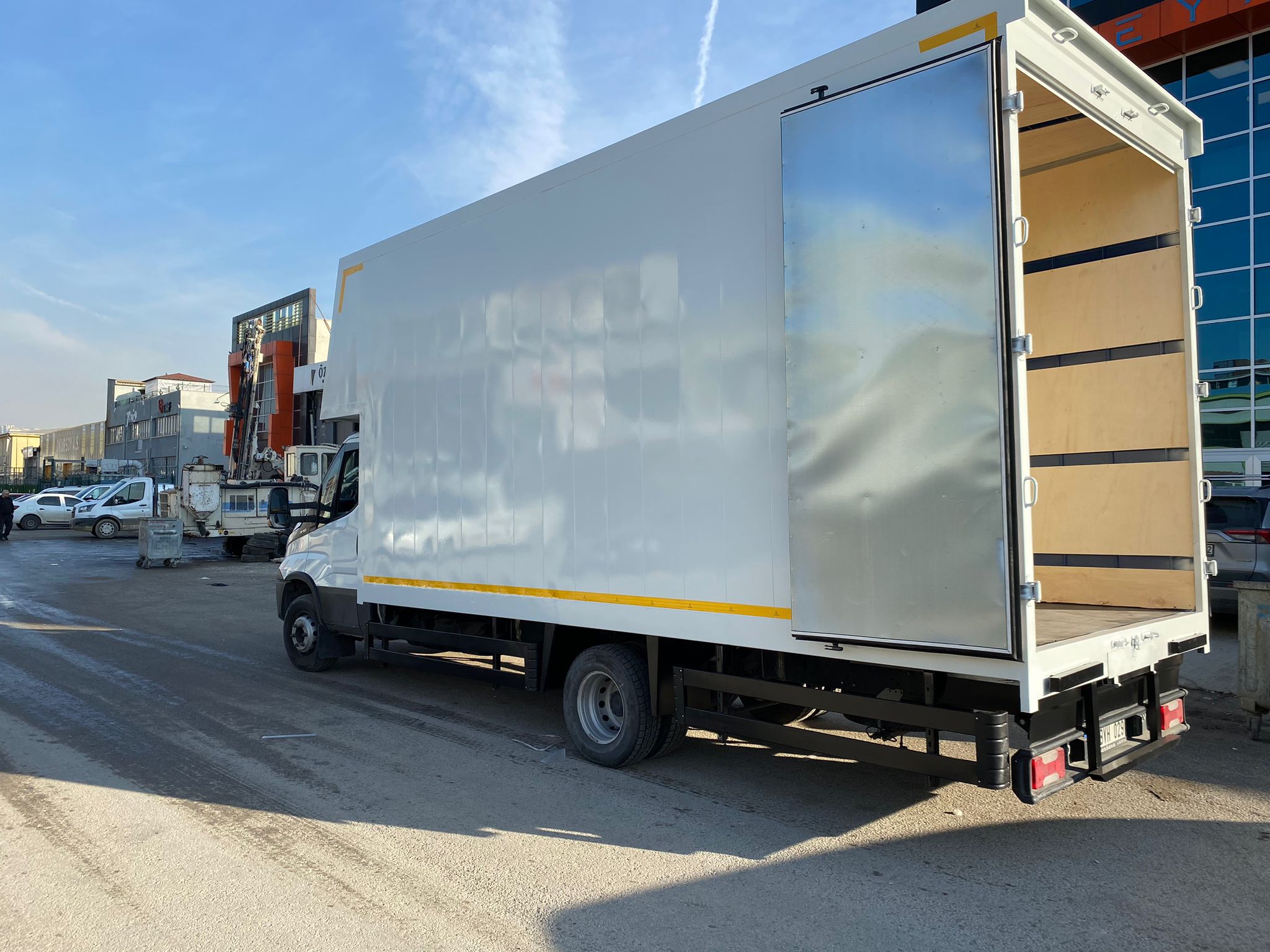 EVDEN EVE ÇELİK KASA 